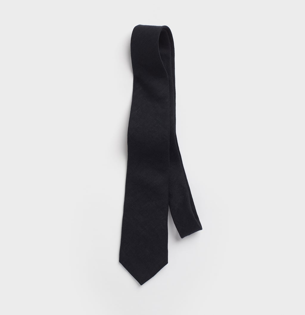 Black Linen Necktie | The Black Tux