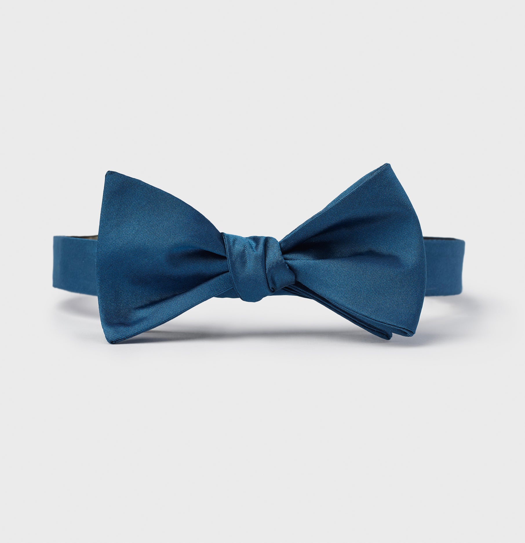 VERTICAL BOW TIE 'THE BLUE RHOMBUS